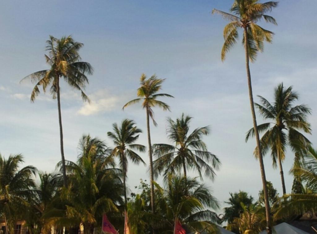 Huda Inn Pantai Cenang  Extérieur photo