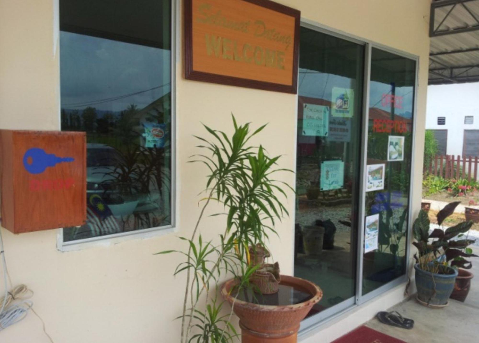 Huda Inn Pantai Cenang  Extérieur photo