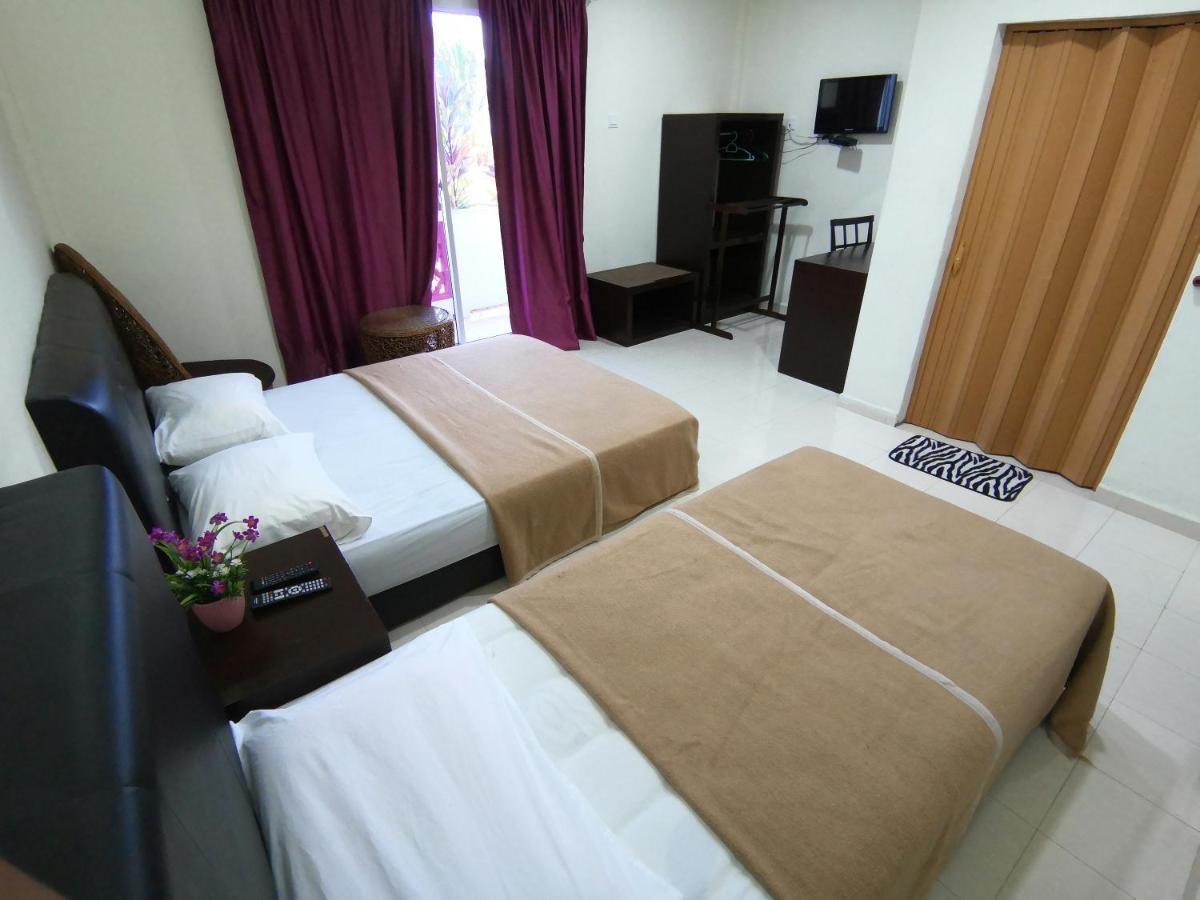 Huda Inn Pantai Cenang  Extérieur photo
